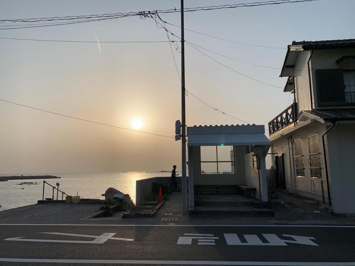ホテル 平野邸 葉山町 エクステリア 写真