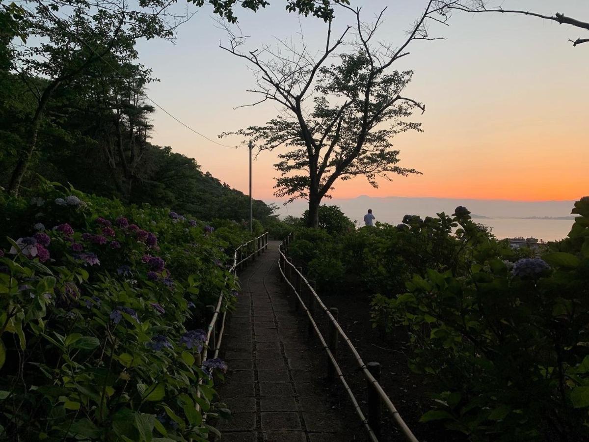 ホテル 平野邸 葉山町 エクステリア 写真