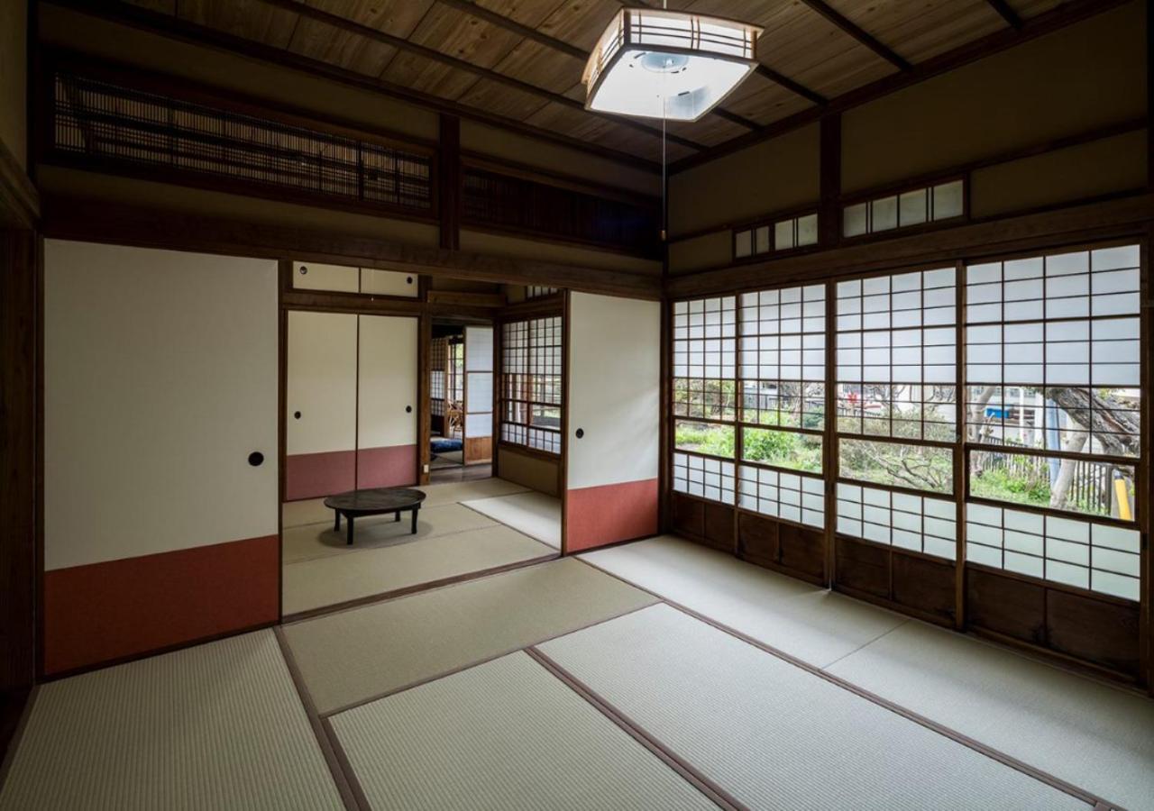 ホテル 平野邸 葉山町 エクステリア 写真